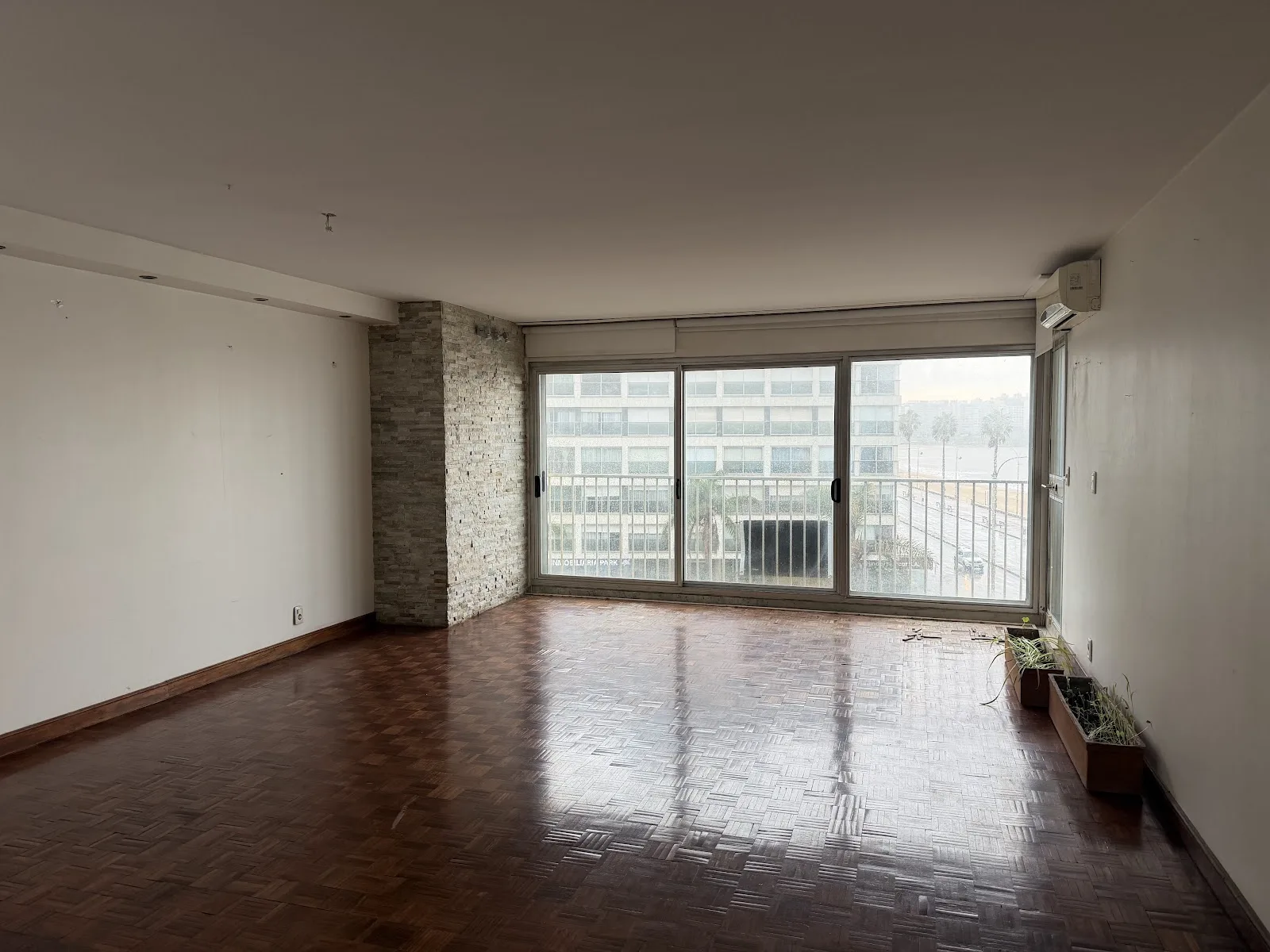 Venta - Apartamento con Garaje - Pocitos - 3 Dormitorios (8)