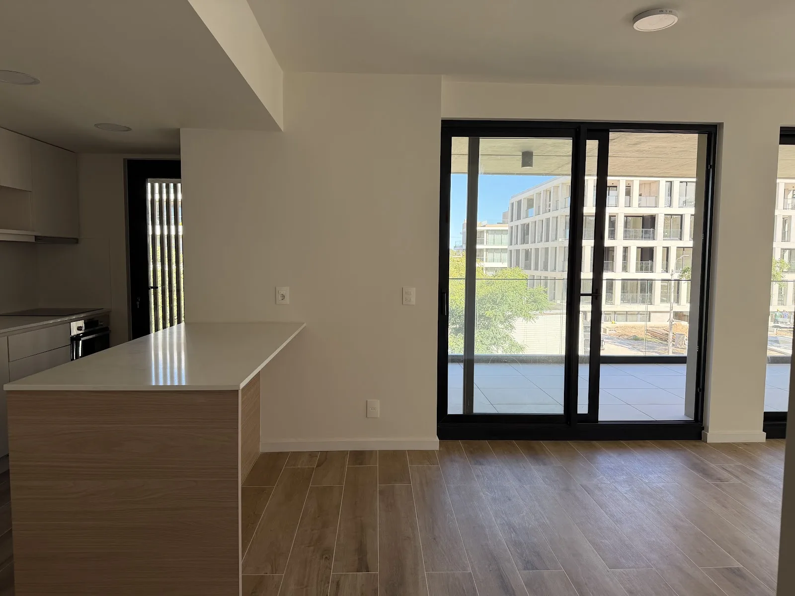 Alquiler - Apartamento con Garaje - Barrio Parques entre San Nicolás y Los Olivos - 2 Dormitorios (10)