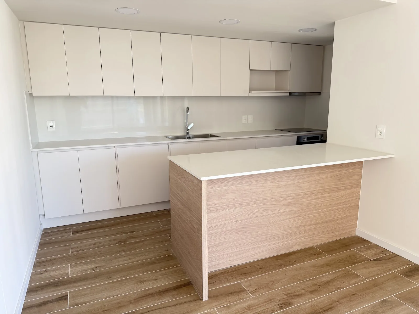 Alquiler - Apartamento con Garaje - Barrio Parques entre San Nicolás y Los Olivos - 2 Dormitorios (12)