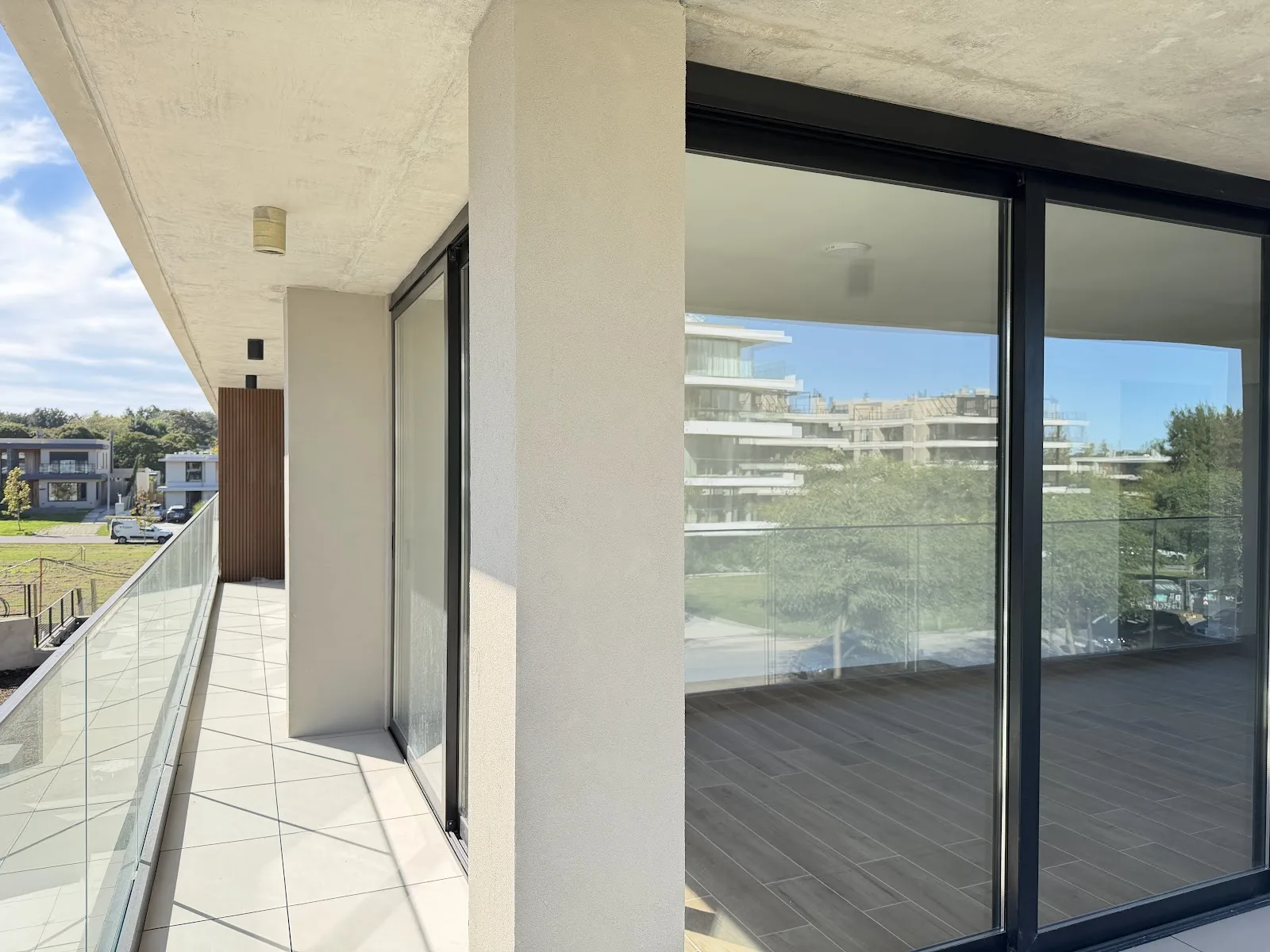 Alquiler - Apartamento con Garaje - Barrio Parques entre San Nicolás y Los Olivos - 2 Dormitorios (30)