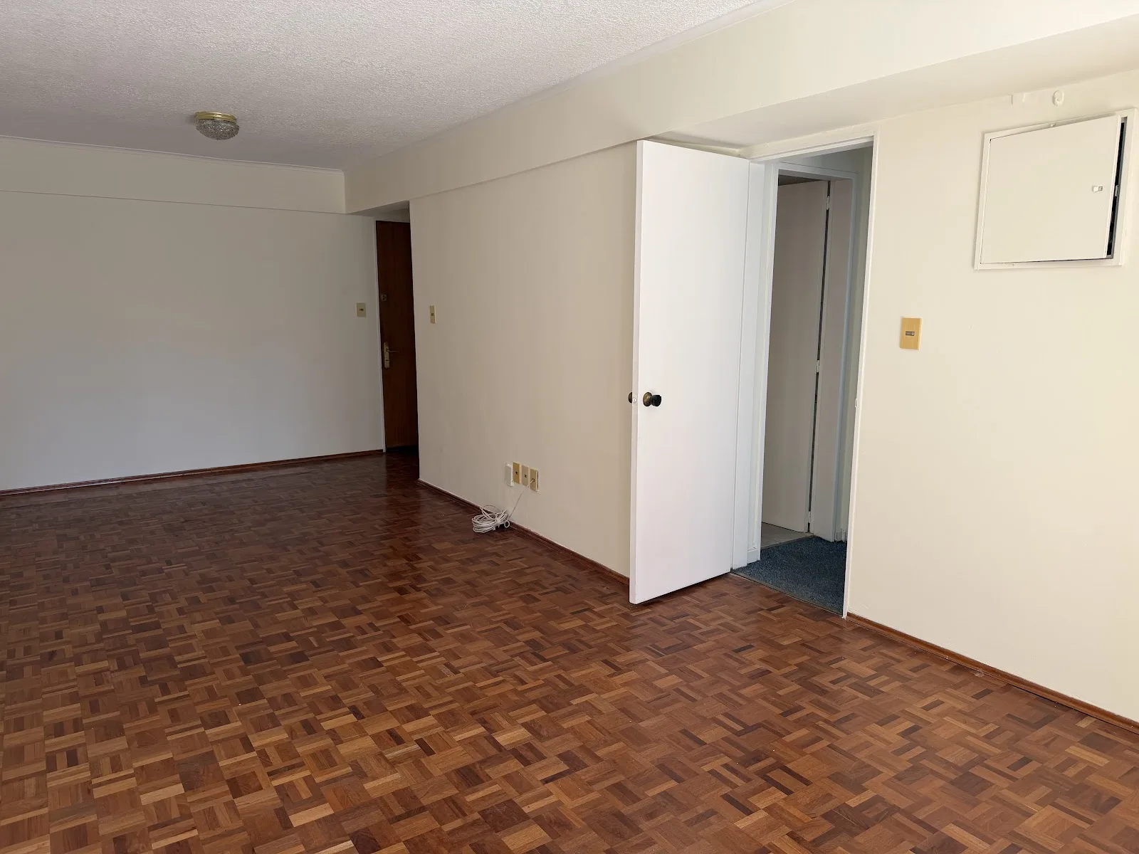 Alquiler - Apartamento con Garaje - Punta Carretas - 2 Dormitorios (6)