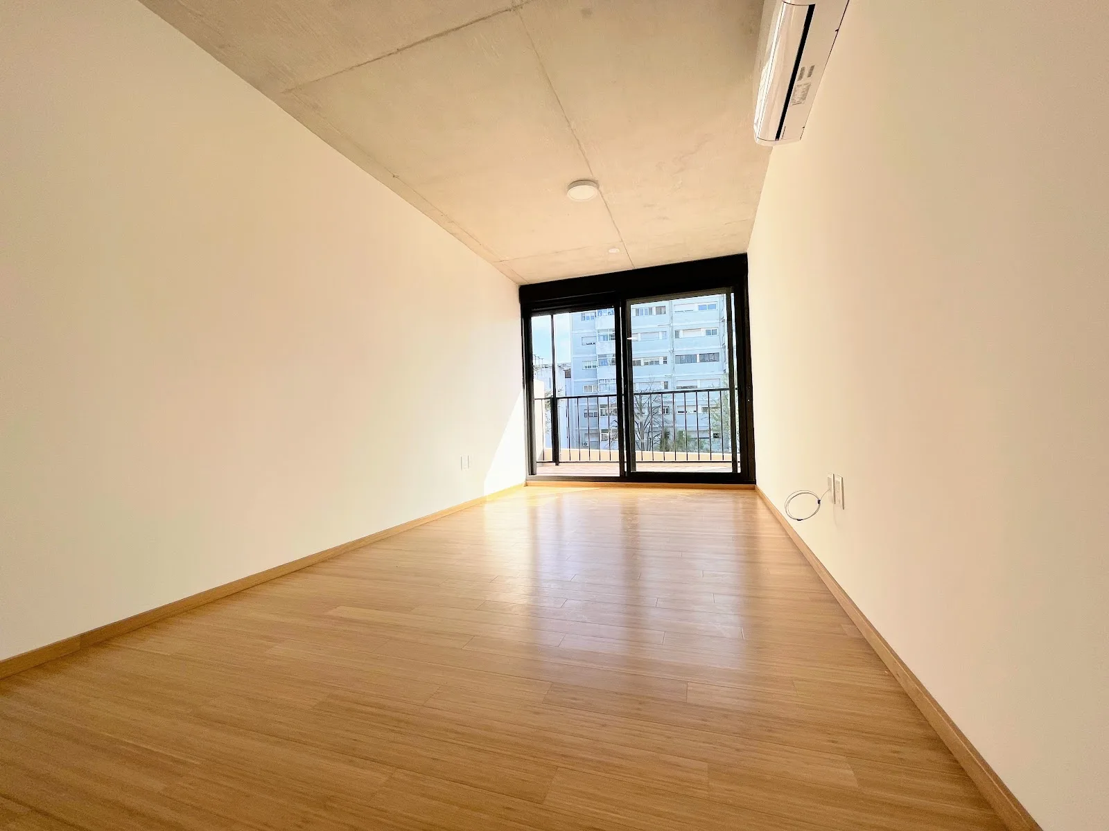 Alquiler - Apartamento - Pocitos Nuevo - 1 Dormitorio (2)