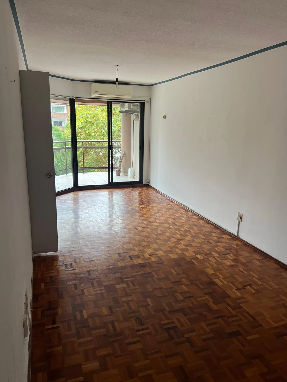 Alquiler - Apartamento con Garaje - Punta Carretas - 2 Dormitorios (5)