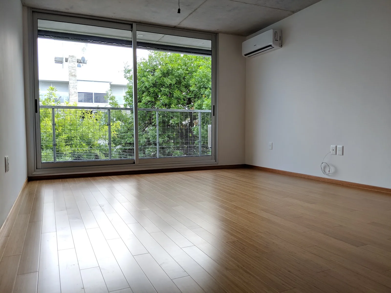 Alquiler - Apartamento con Garaje - Pocitos Nuevo - 1 Dormitorio (3)