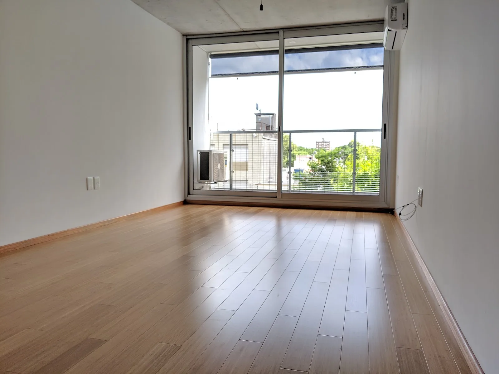 Alquiler - Apartamento con Garaje - Pocitos Nuevo - 1 Dormitorio (5)