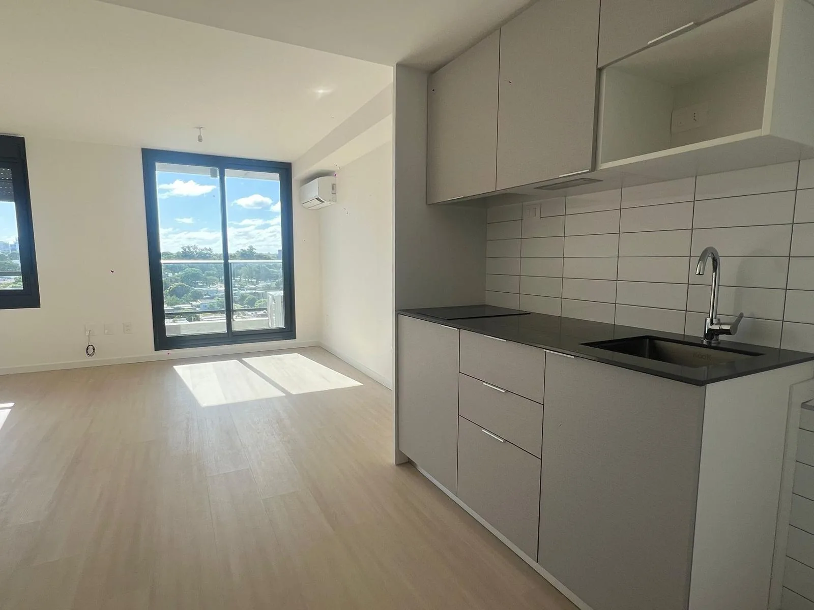 Alquiler - Apartamento - Malvín - Monoambiente (2)