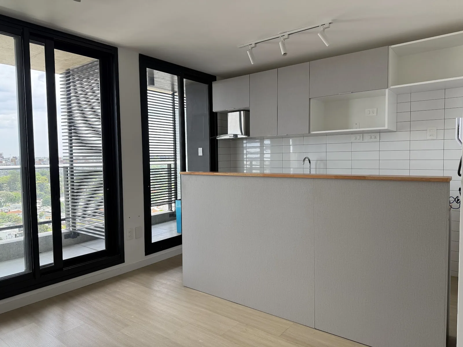 Alquiler - Apartamento con Garaje - Malvín - 1 Dormitorio (4)