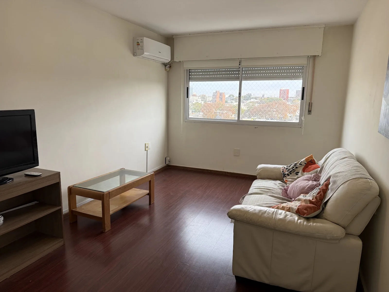 Venta - Apartamento con Cochera - Buceo - 3 Dormitorios (2)