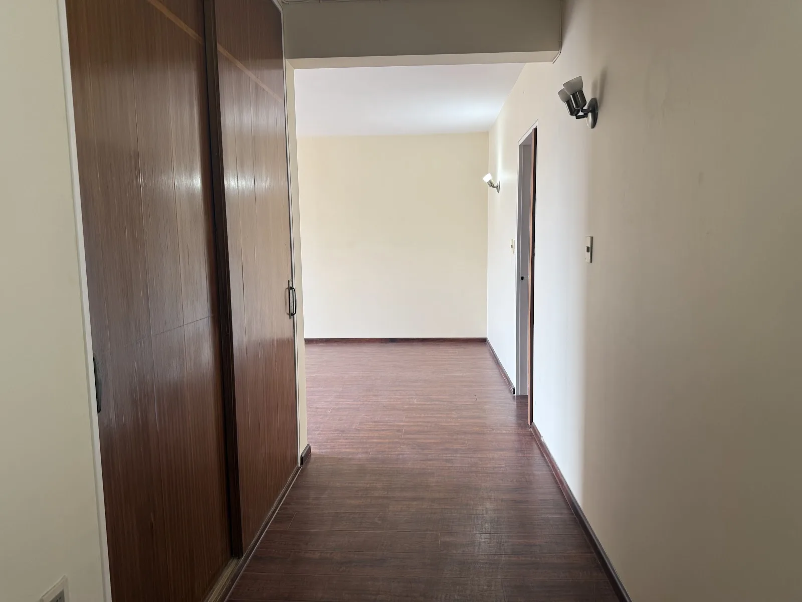 Alquiler - Apartamento con Garaje - Puerto del Buceo - 1 Dormitorio (2)