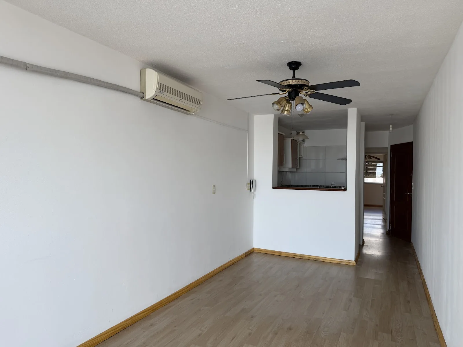 Alquiler - Apartamento con Garaje - Malvín - 1 Dormitorio (5)