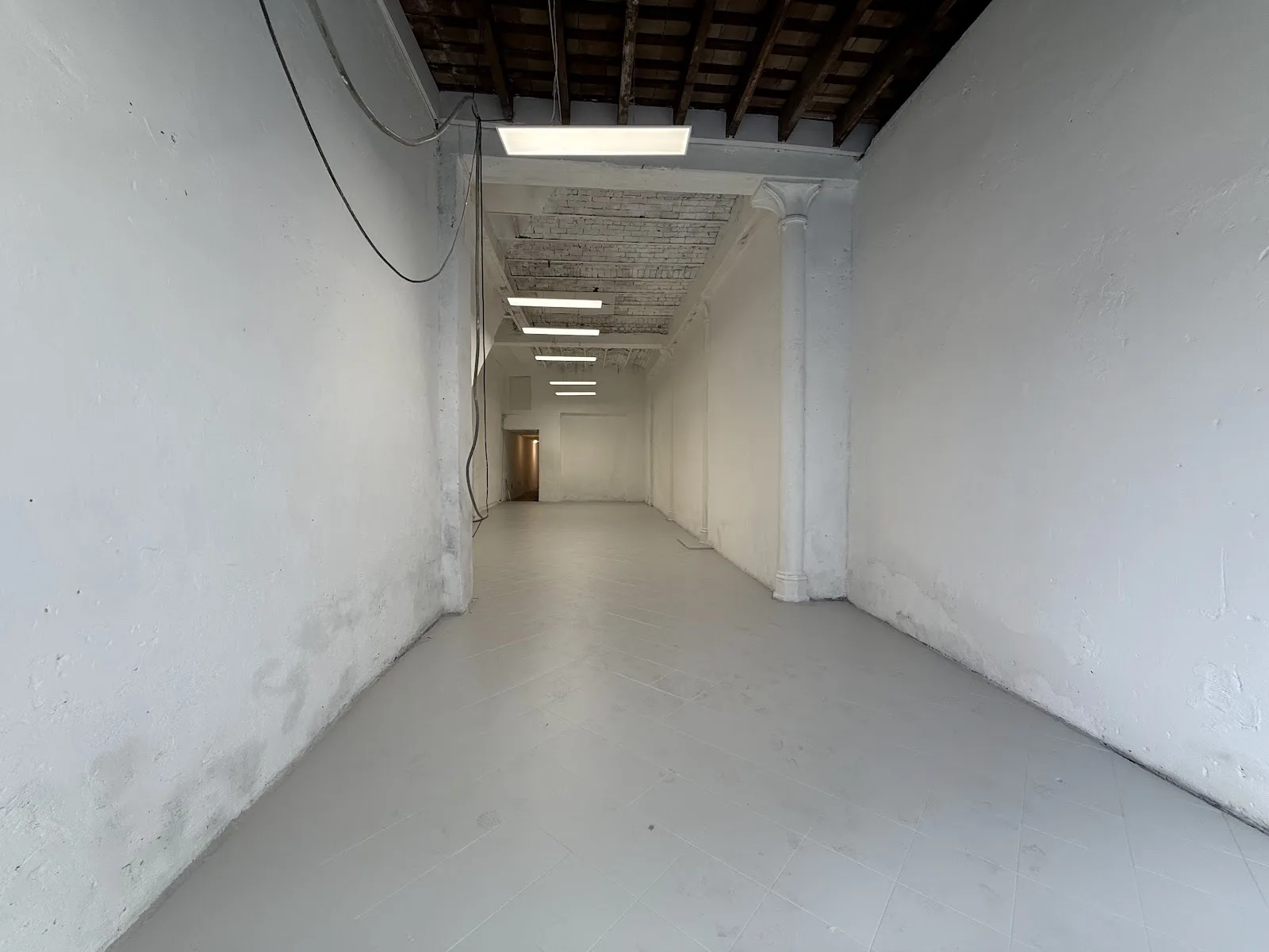 Alquiler - Local Comercial - Cordón (3)