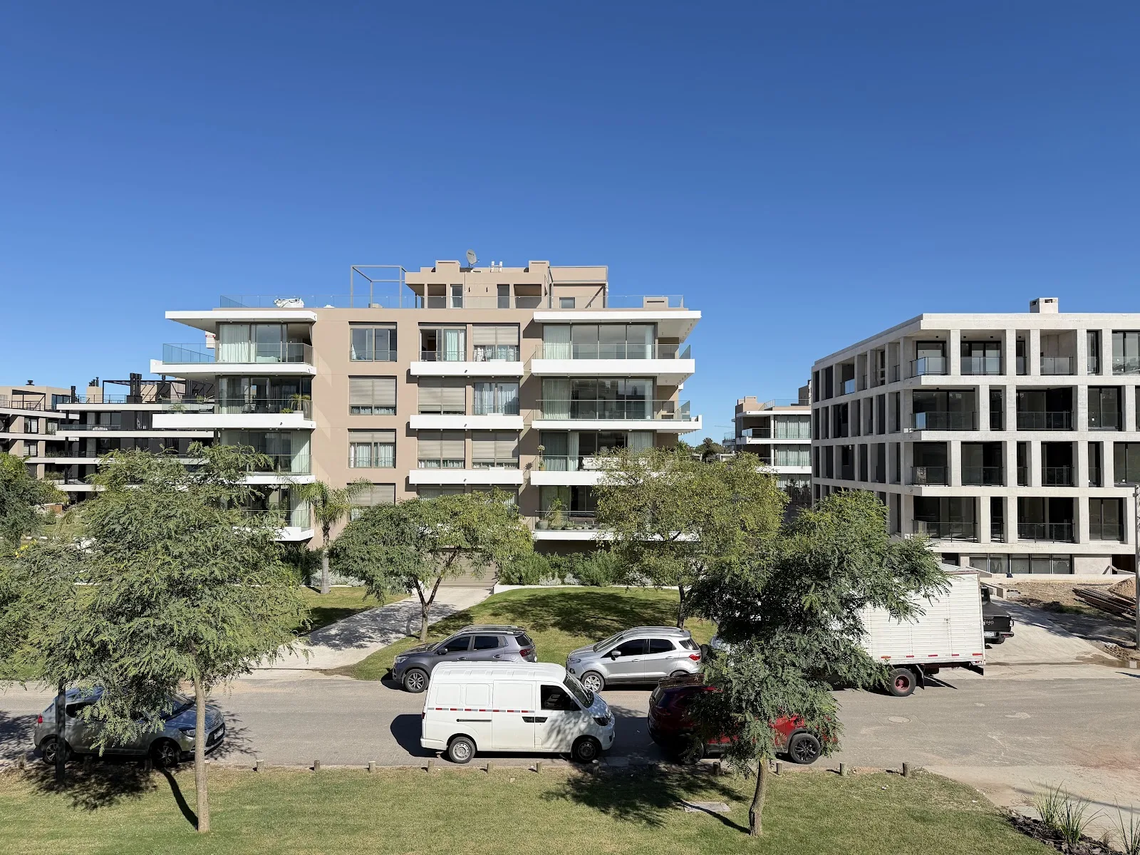 Alquiler - Apartamento con Garaje - Barrio Parques entre San Nicolás y Los Olivos - 2 Dormitorios (36)