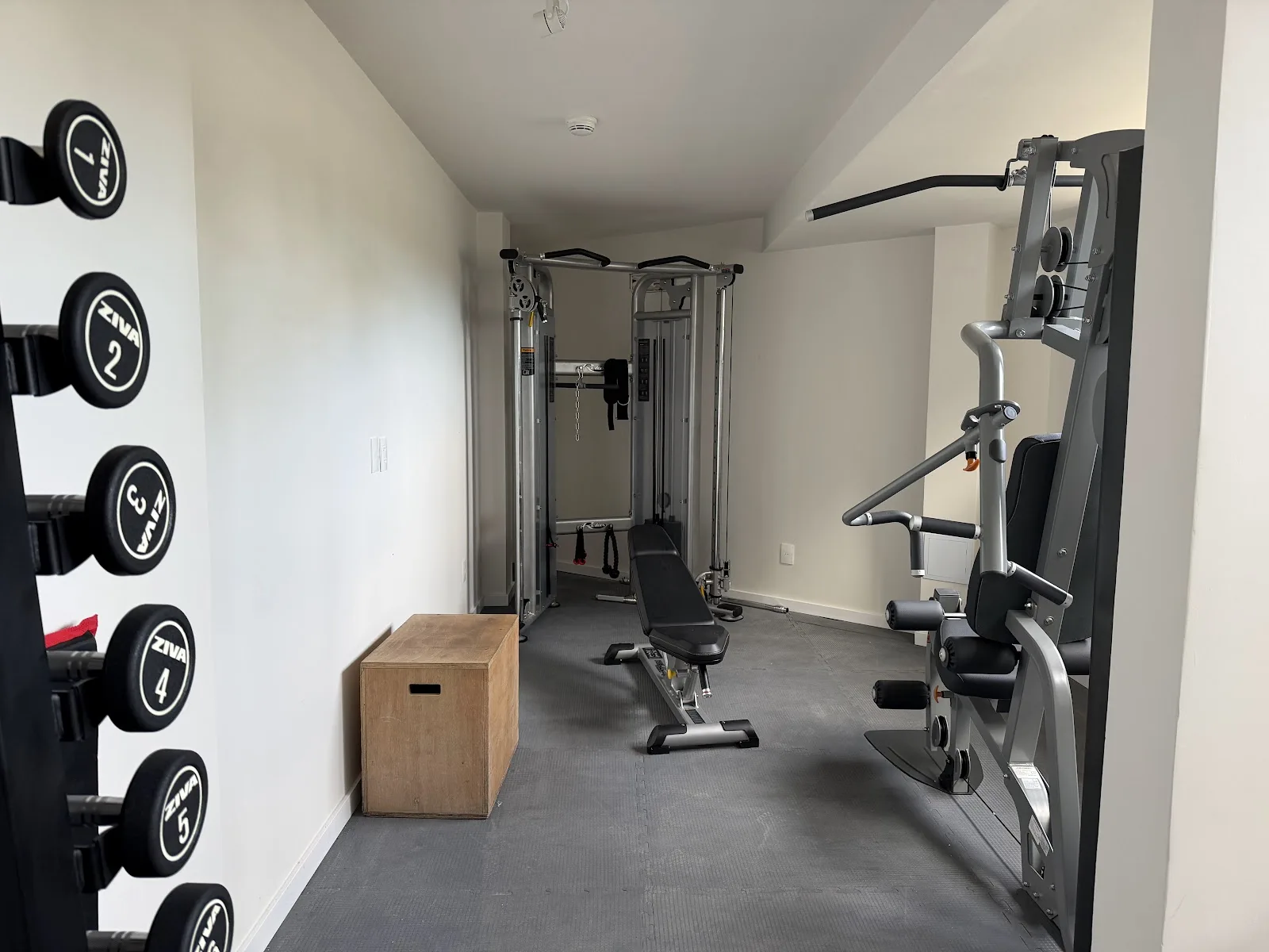 Alquiler - Apartamento con Garaje - Barrio Parques entre San Nicolás y Los Olivos - 2 Dormitorios (68)