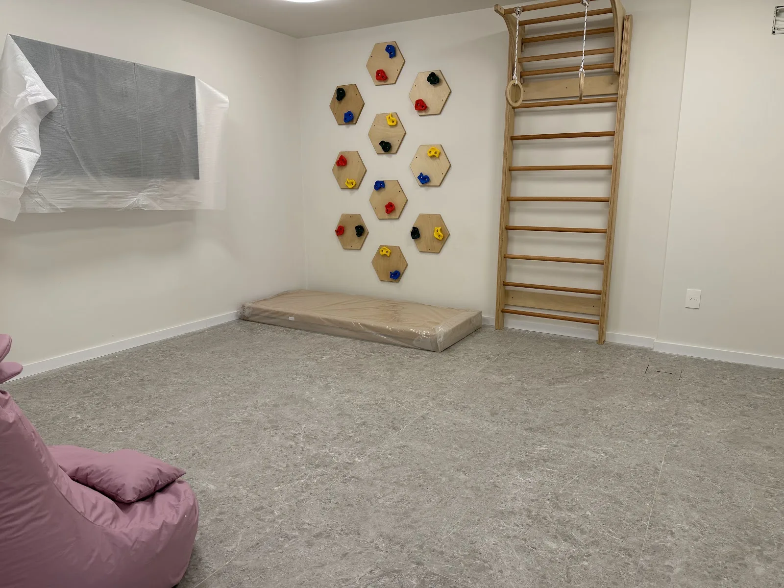 Alquiler - Apartamento con Garaje - Barrio Parques entre San Nicolás y Los Olivos - 2 Dormitorios (70)