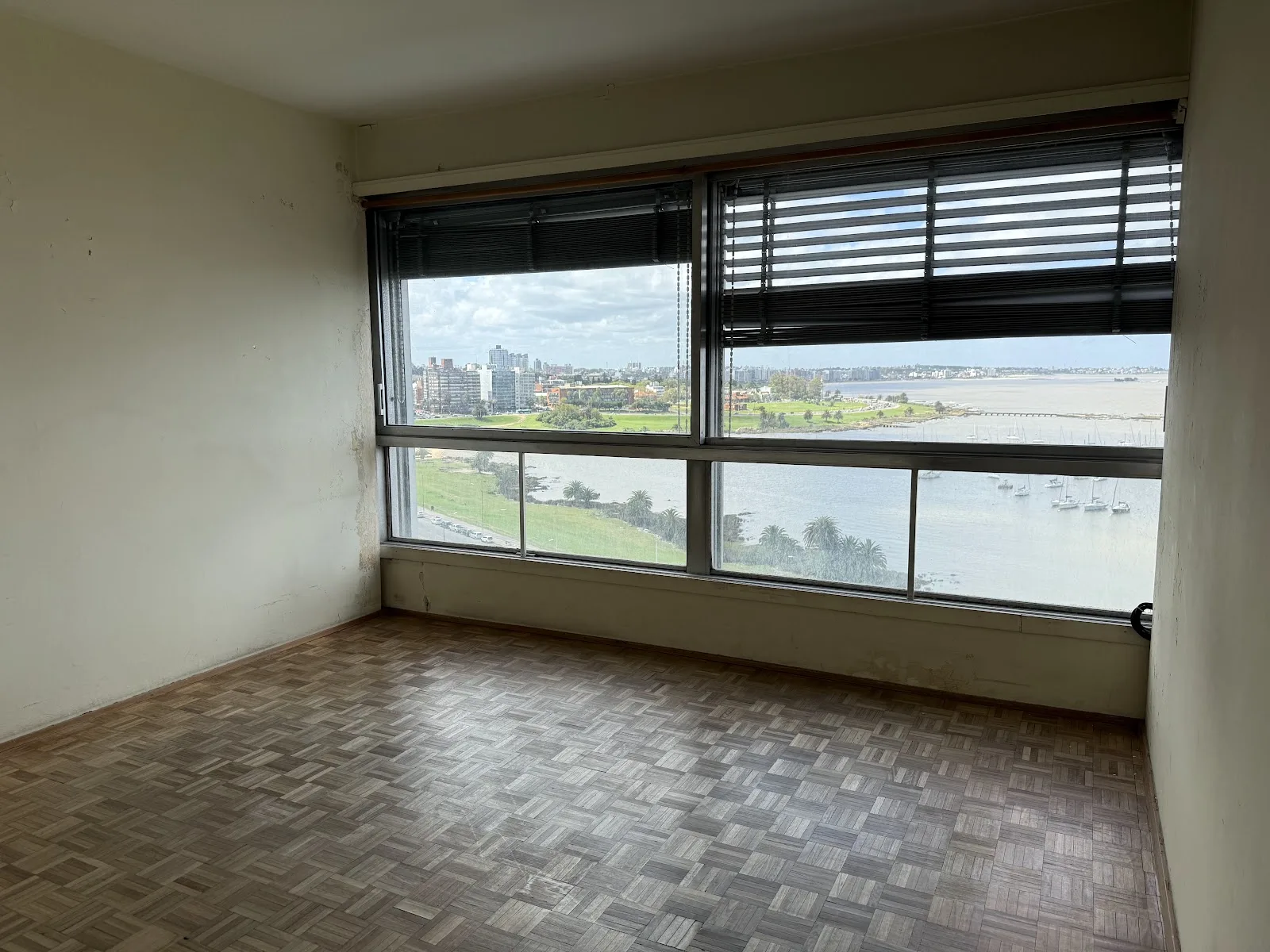 Venta - Apartamento con Garaje - Puerto del Buceo - 3 Dormitorios (41)