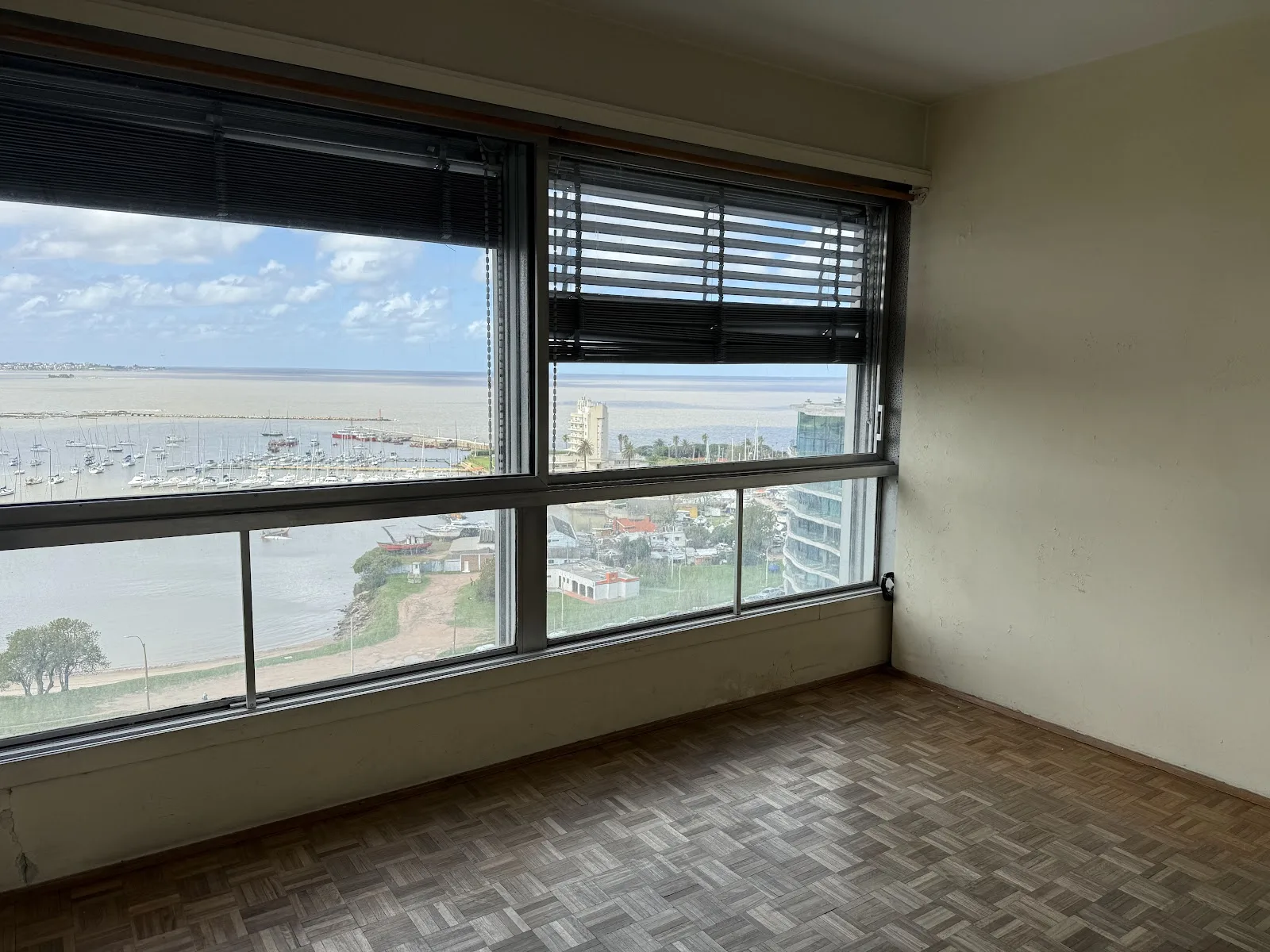 Venta - Apartamento con Garaje - Puerto del Buceo - 3 Dormitorios (44)