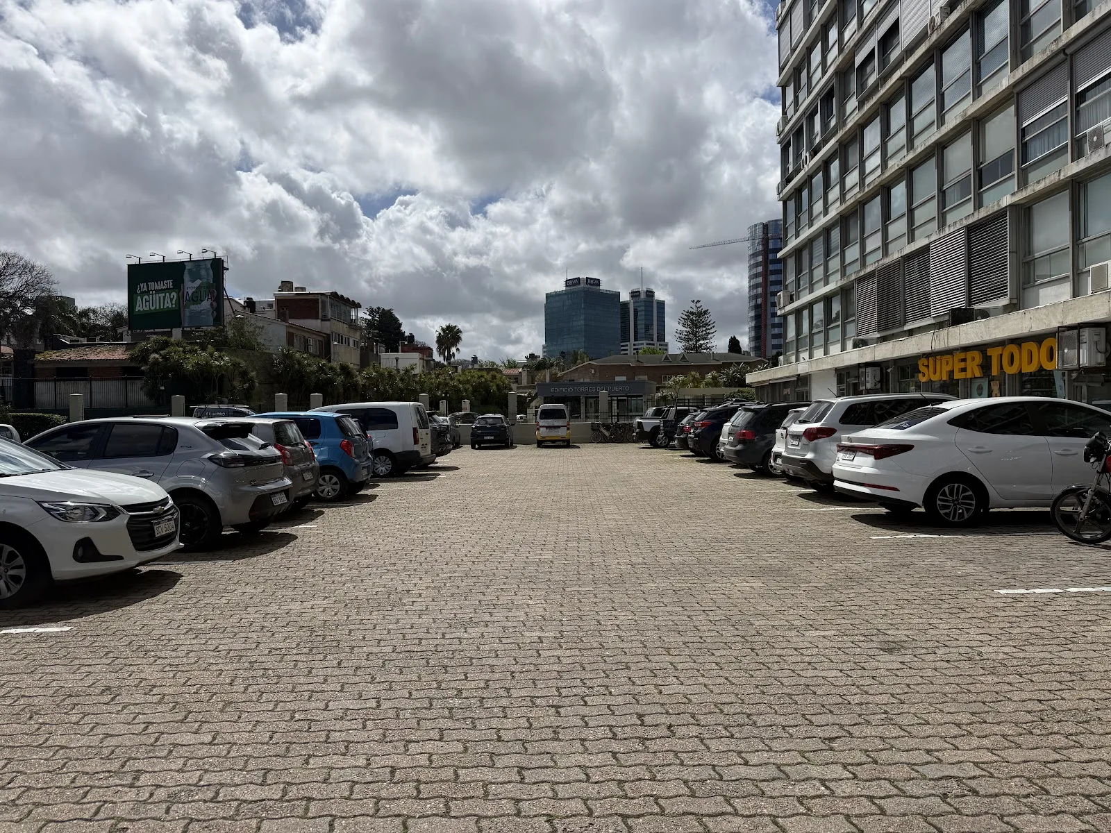 Venta - Apartamento con Garaje - Puerto del Buceo - 3 Dormitorios (72)