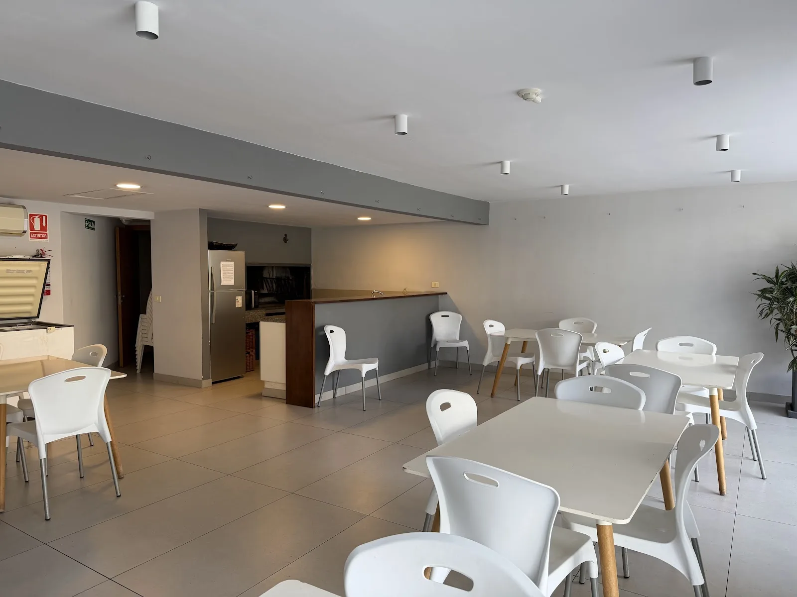 Venta - Apartamento con Garaje Doble - Punta Carretas - 3 Dormitorios (38)